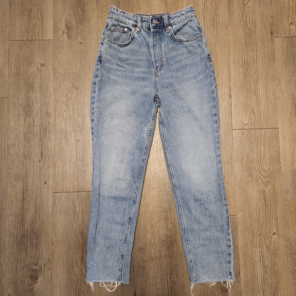 Mom jeans